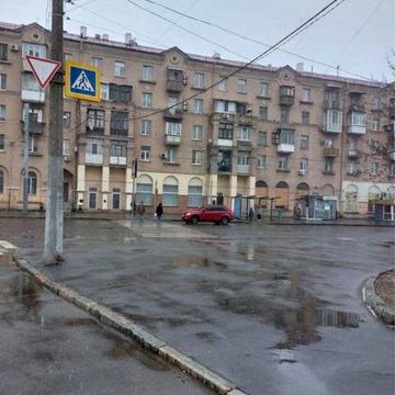 Сдам квартиру в центре города на стрелке