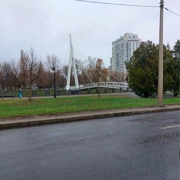Сдам квартиру в центре города на стрелке