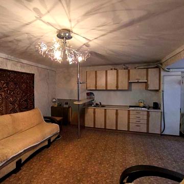 Продам 1-но комнатную  45 метров .Парковая . ГАЗ!