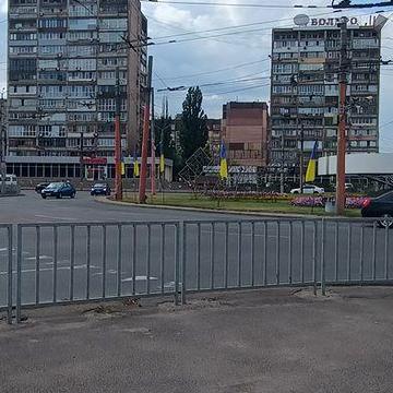 На 95 кварталі 2к з меблями і технікою ЖК 95 квартал