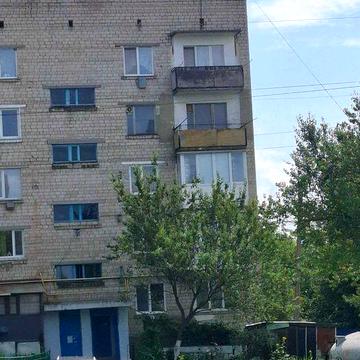 Продаж. Трикімнатна квартира