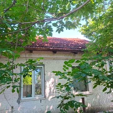 Продам будинок на Горьком.