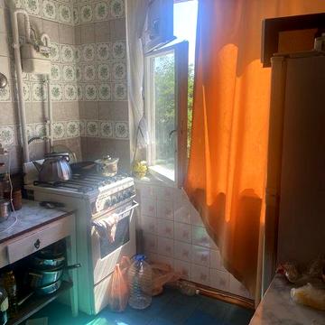 Двушка пр. Центральний (3 поверх).