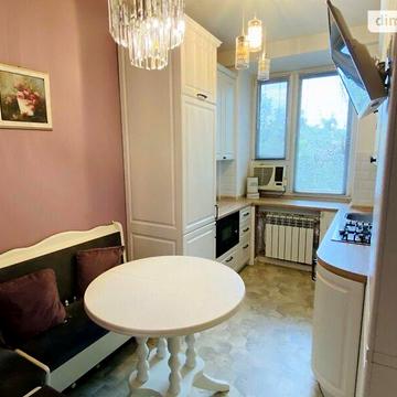 Продаж 3к Квартира Дишинського вулиця