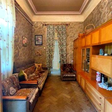 3к квартира в тихом центре, метро Левада (Гагарина)