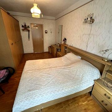 Сдам 2-х.кв. Днепровский р-н. Ул. Ивана Микитенко  ,25.