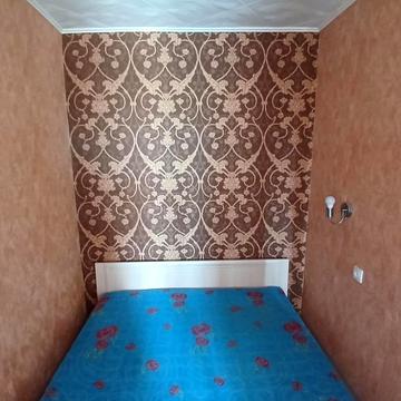 Мілютенка вул., 38