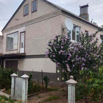 Продам дім пр. Барвистий 8,  136кв²