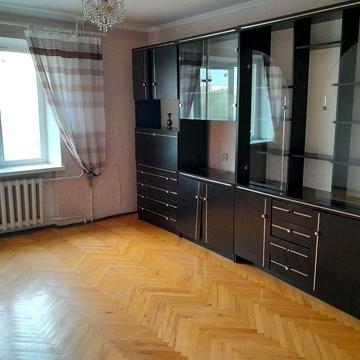 Продаж 2-кімнатної квартири вул. Івасюка Чернівці