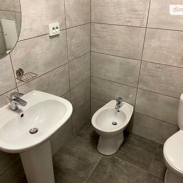 Довгострокова оренда 2к Квартира Садова вулиця
