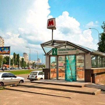 Продам 2 к. кв. на Олексіївці, вул. Ахсарова.