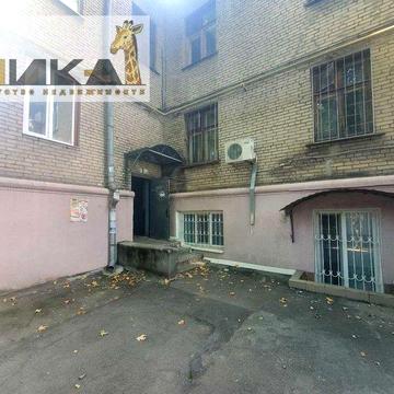 Продам 3-х кімнатну квартиру вул. С. Синенка.