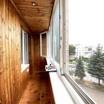 Продаж 2к Квартира Космонавтів проспект