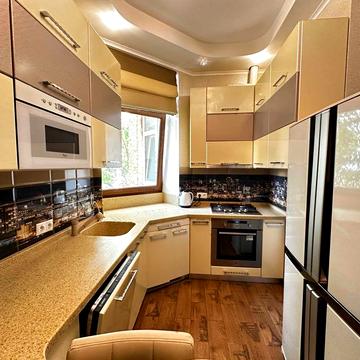 Здам в аренду 2к. квартиру вул. Антоновича, 38В
