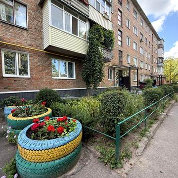Двокімнатна квартира Хоменка 16 роздільні кімнати