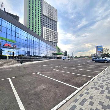 Миколи Бажана просп., 17-Б