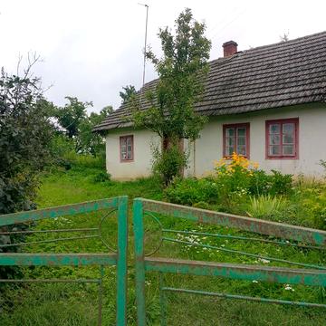 Продам будинок в м.Комарно