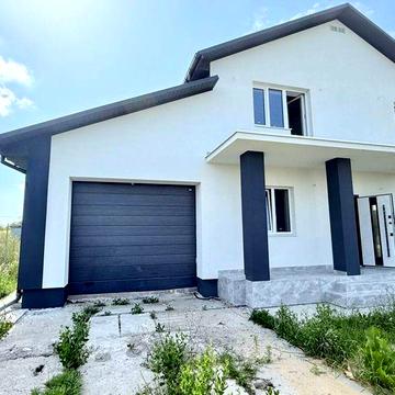 ЕКСКЛЮЗИВ! Продаж 5-кімнатного будинку з гаражем та ділянкою 8 сот.