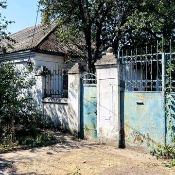 Продается дом с участком [ютз]