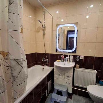 1 кімнатна квартира з ремонтом в центрі Вишневого 42 м2 | Без комісії