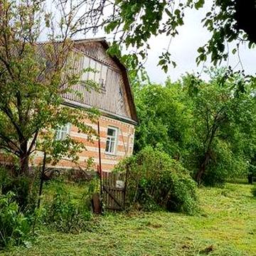 Продаж будинку в мальовничому  селі Лука.