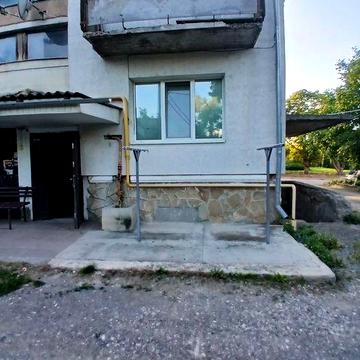 Продам 2-ох кімнатну квартиру