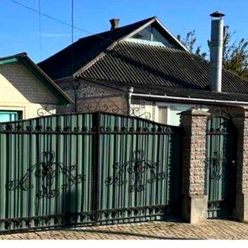 Продається будинок в місті Шаргород.