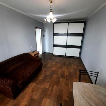 Тракторобудівників просп., 85