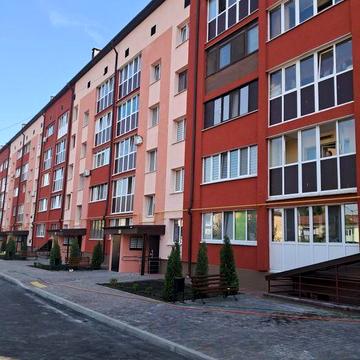 Продаж 3 - х кімнатної квартири в центрі Гостомеля