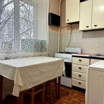 Оренда 1 ком квартира м.Печерськ Лесі Українки 24