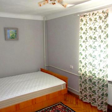 Дмитра Багалія вул. (Пожарського), 9