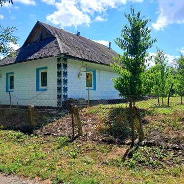 продам будинок в шарках
