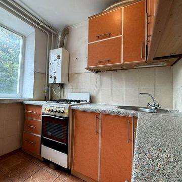 Продам 1 ком (р-н Боевой)под сертификат можно