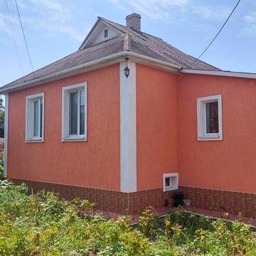 Продам будинок. Вул.Старицького,32.