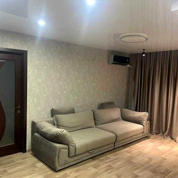 Продам 2 к. квартиру Героев Харькова метро Армейская Новые Дома ремонт