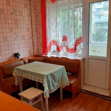 Оренда 1-кімнатної на Виноградарі Європейського Союзу ( Правди) 102/1