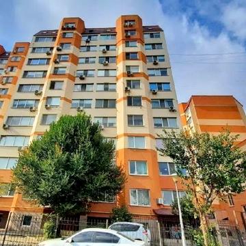 Старицького вул., 20/1