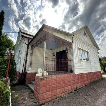 Продам 2-поверховий будинок