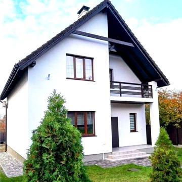 Продаж будинку в Пущі з ремонтом