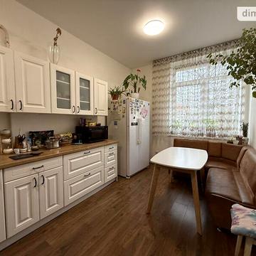 Продаж 3к Квартира Довженка вулиця