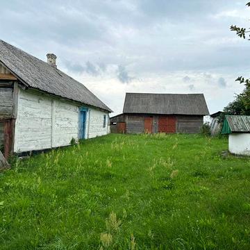 Продам будинок в центрі с. Поліське