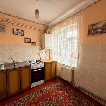 4-кімн. квартира, р-н Покровського собору, поруч з центром