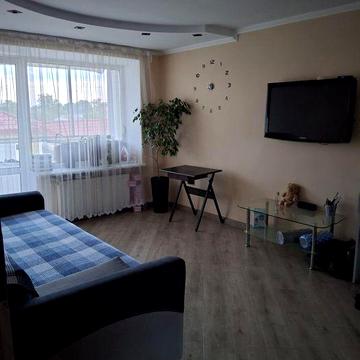Продається 2к квартира з меблями та побутова техніка