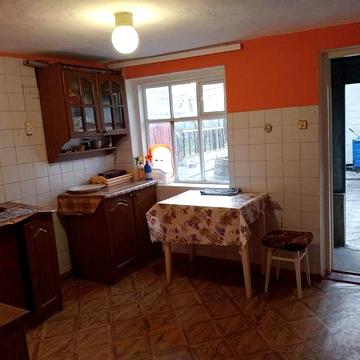 Продам дом ,по вопросам звоните