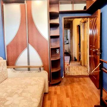 Нескорених вул., 33е