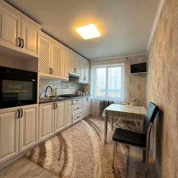 Продаж 2 кім. квартири 61 м2, вул. Стуса , м. Трускавець