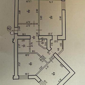 Продам 3-кімнатну квартиру в новобудові у центральній частині міста.