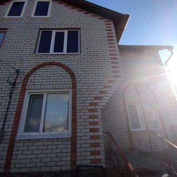 Продаж 1/2 будинку від власника, центр м. Дергачі, вул. Каштанова