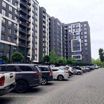 2-к, Паркова Алея, Героїв Миколаєва129А, Угорники