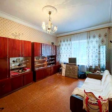 ФОНТАН 3 - комн 68 м\2  СТАЛИНКА Низкий этаж Газ